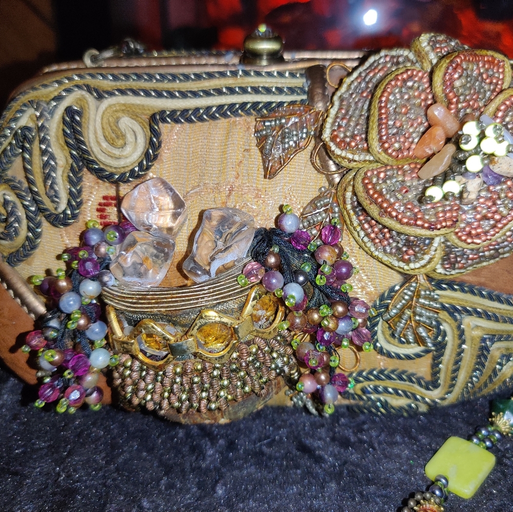 Mary Frances COA Grapes hard case handbag purse